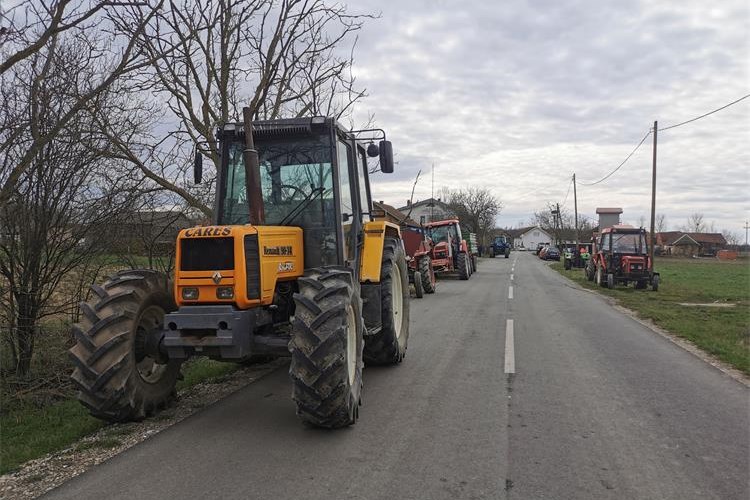 Slika /PU_KK/Vijesti/2020/03/4.3. tribina -traktori.jpg
